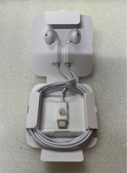Tai Nghe Dây - IPhone 15 - Chân C Zin Máy