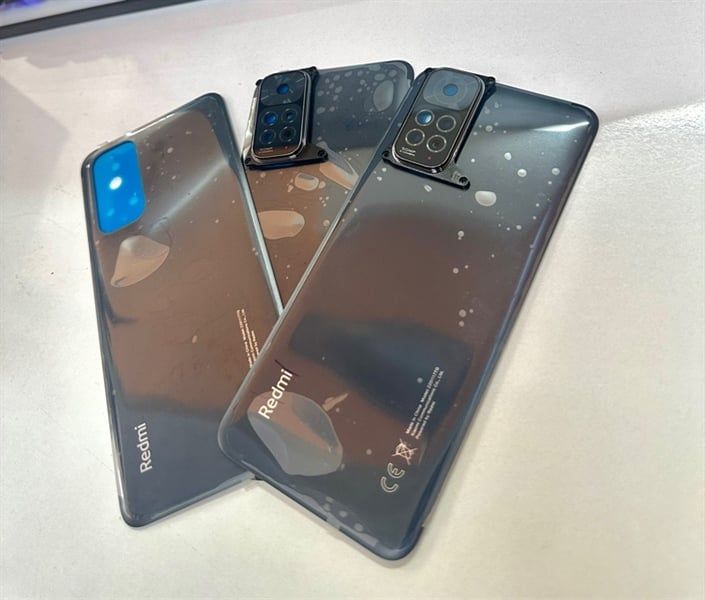 Lưng Xiaomi Redmi Note 11 Xám