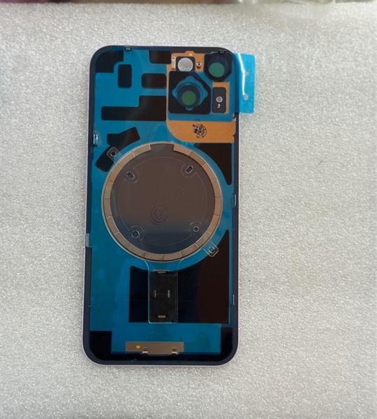 Lưng Iphone 14 Zin - Tím ( +Cam + sạc không dây)