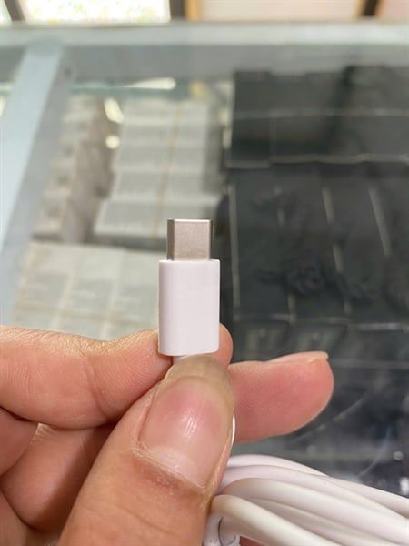 Sạc liền dây Type C chân dài - dành cho máy 4G ( trắng)