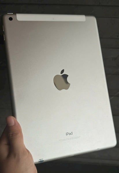 IPAD GEN 6 32GB 99%