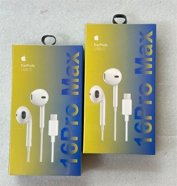 Tai Nghe Dây - Iphone 16 Pro Max - Chân C Zin