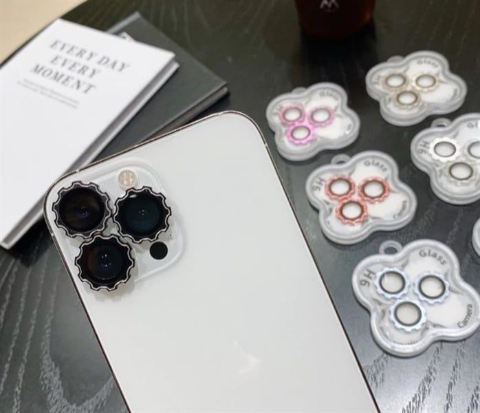 Lend Dán Bảo Vệ Camera Iphone Bánh Răng: 14/ 14 plus - 2 mắt