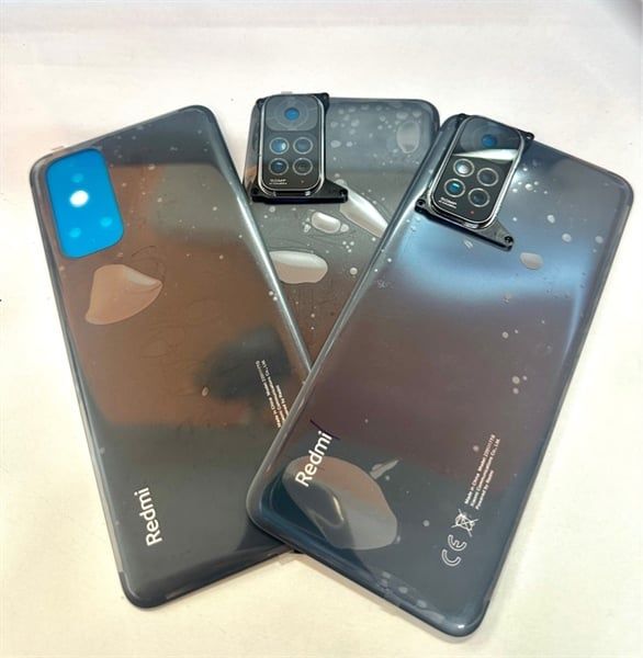 Lưng Xiaomi Redmi Note 11 Xám