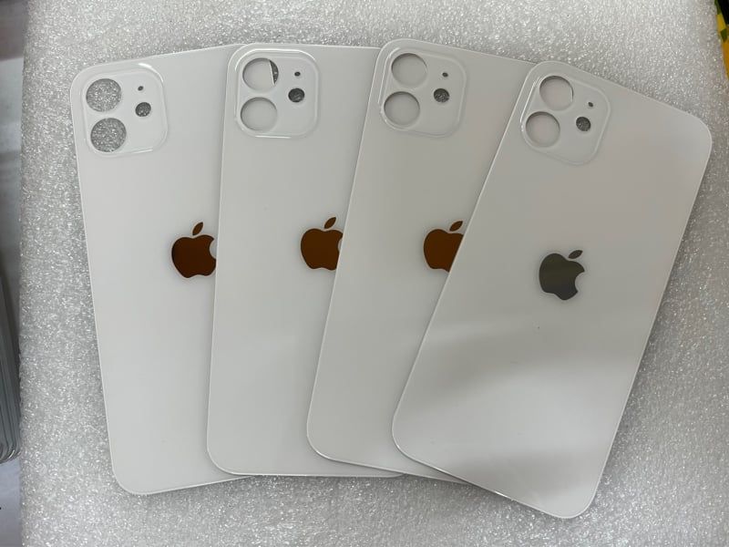 Lưng Iphone 12 Zin - Trắng