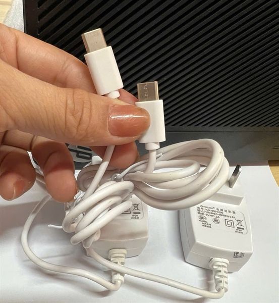 Sạc liền dây Type C chân dài - dành cho máy 4G ( trắng)