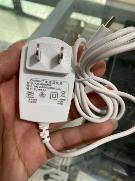 Sạc liền dây Type C chân dài - dành cho máy 4G ( trắng)