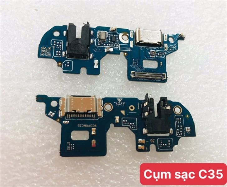 Cụm sạc Realme C35