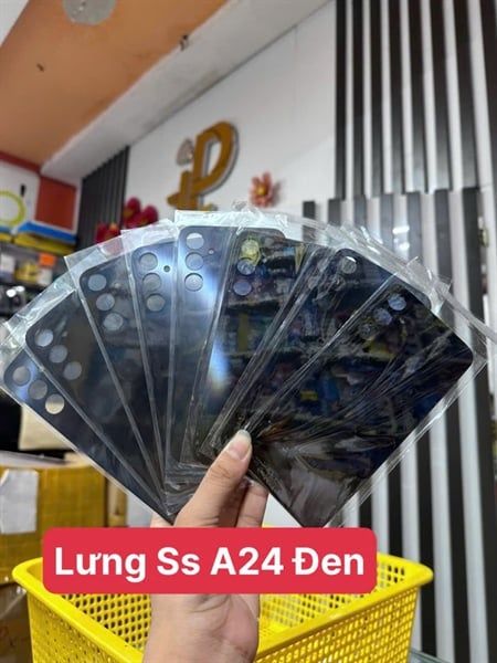 Lưng Samsung A24 Zin - Đen (ko KC)