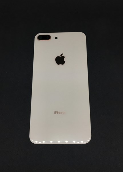 Lưng Iphone 8 Plus Hồng Zin Liền Khối Xịn ( Ko kc )