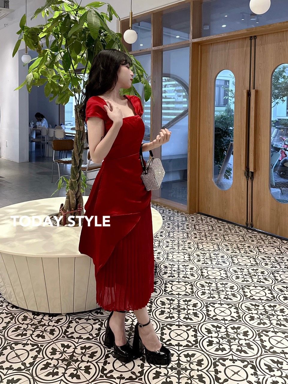 Váy Đầm Xòe Sát Nách Vạt Xéo In Hoa Dễ Thương