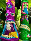  HD222 - Bongs lớn basic 3D Quái vật nhe răng nhiều màu sắc 
