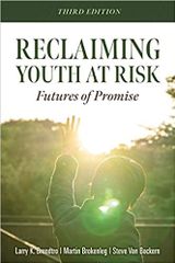 Giải cứu tuổi trẻ bất hạnh: Tương lai của những hứa hẹn