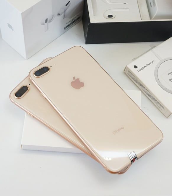 iPhone Plus 64GB Quốc tế 99% Vàng – Táo Xanh