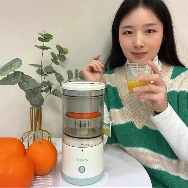 Exprimidor Eléctrico Recargable CITRUS JUICER BA210 - EXPRIMIDOR ELÉCTRICO RECARGABLE