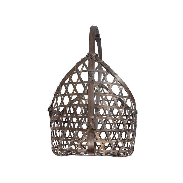  Giỏ tre đan màu đen 