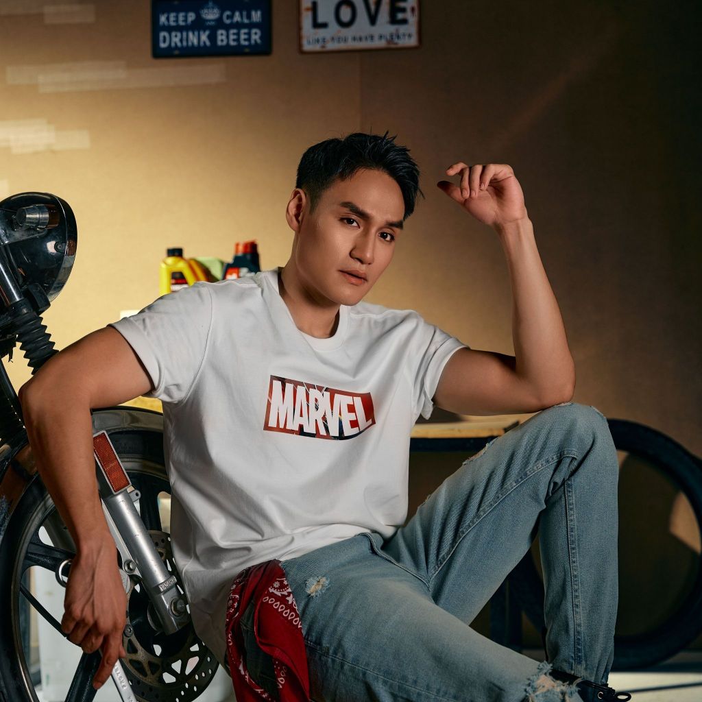 Áo Thun Nam Marvel Deadpool And Wolverine Siblings Form Regular