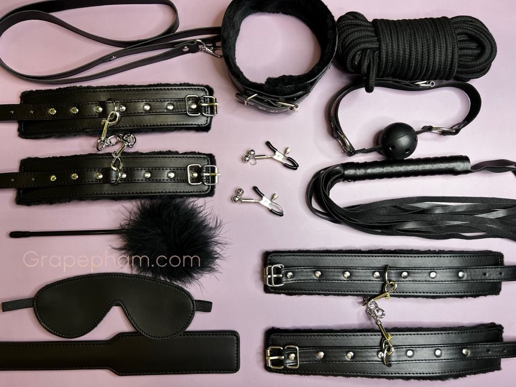  BLACK BDSM 10 ITEMS 