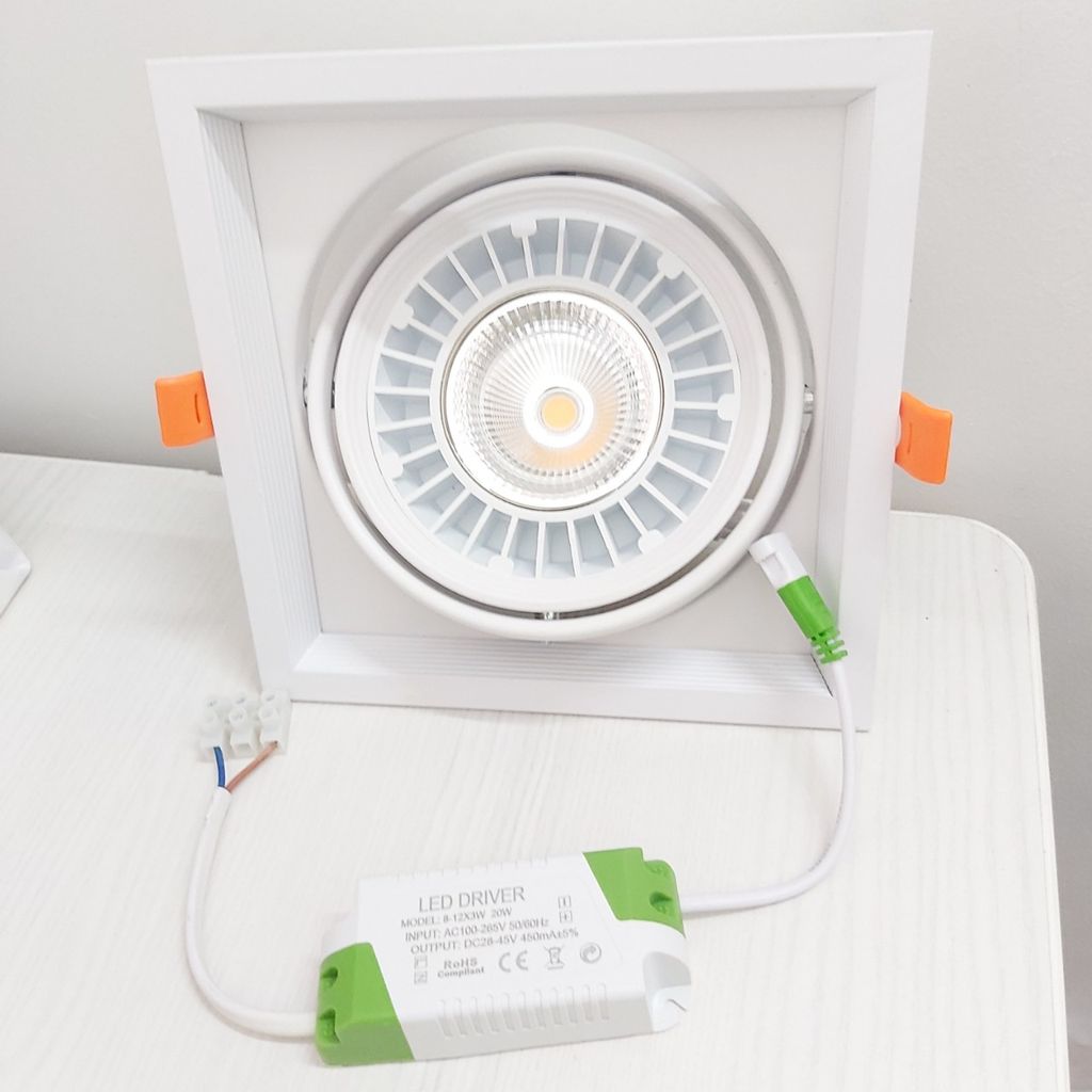 ĐÈN ÂM TRẦN 20W XOAY 360 ĐỘ