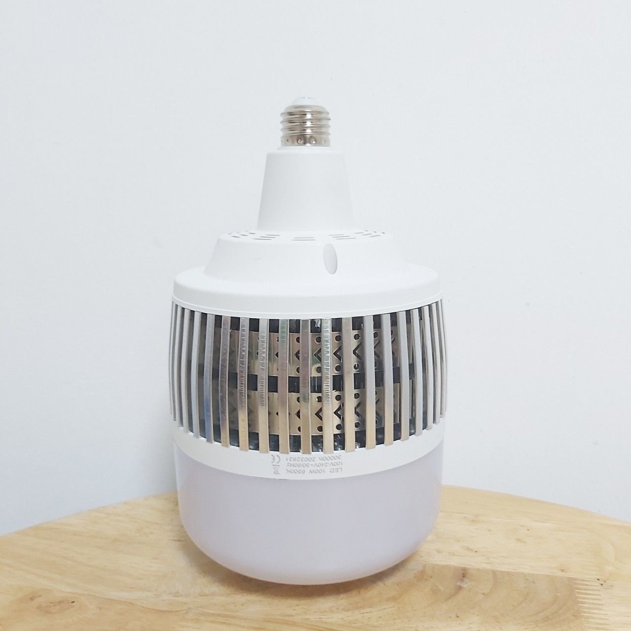  Bóng Đèn BULB 100W E27 