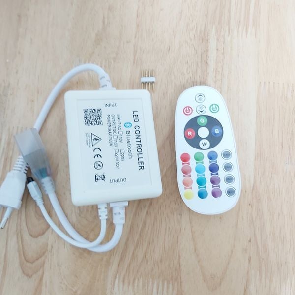 bộ ddieuf khiển nhiều màu cho led dây 220v