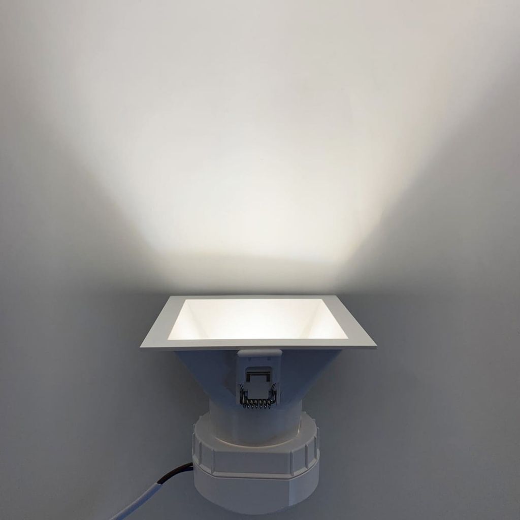 Đèn Led rọi âm trần 8w