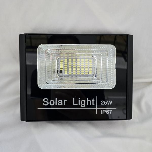 Bộ đèn led năng lượng mặt trời 25w