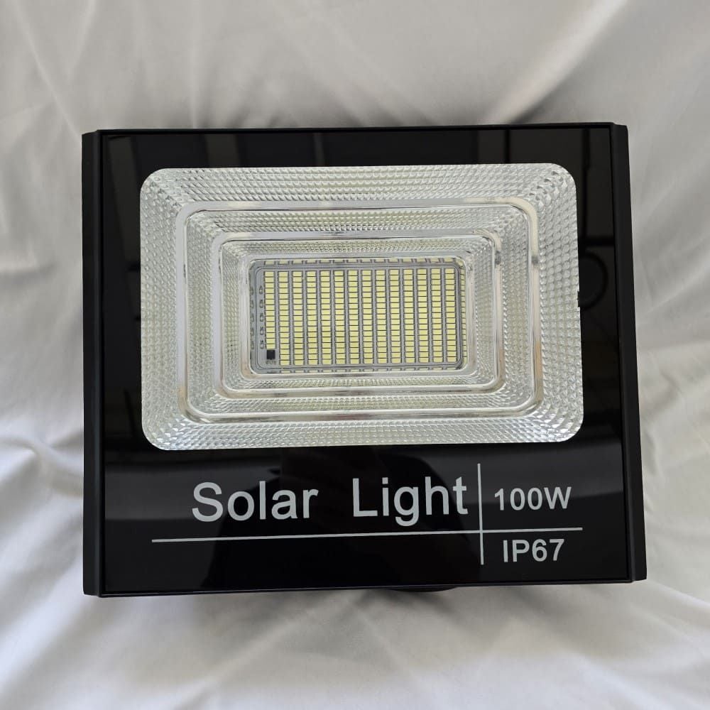 Đèn Pha Led Năng Lượng Mặt Trời 100w