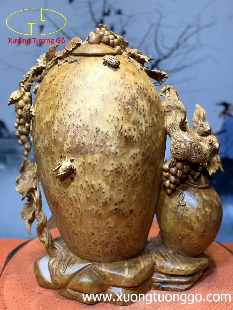 Bình Nho Sóc Gỗ Nu Ngọc Am