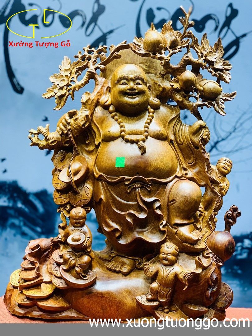 Di lặc tam tiểu vác đào đứng bao tiền.