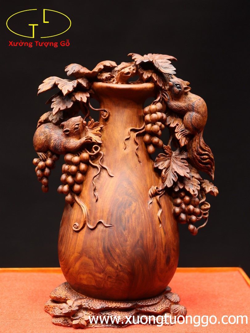 Bình nho sóc gỗ sưa