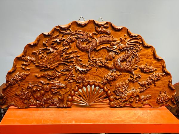 Tranh quạt rồng.