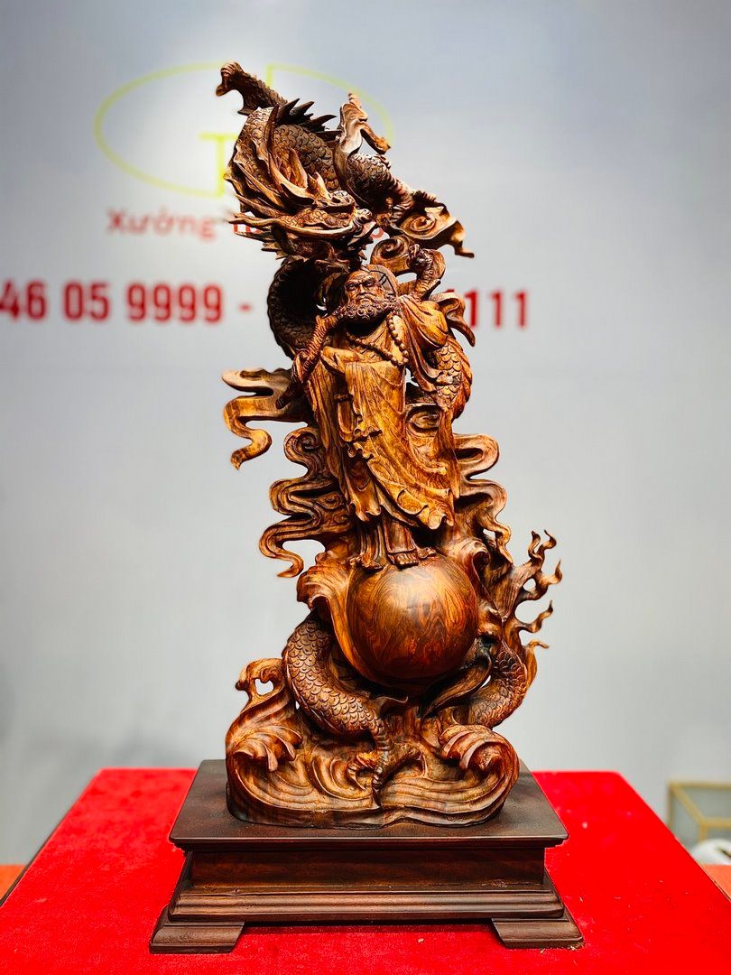 Đạt Ma Hàng Long Ngọc Gỗ Sưa