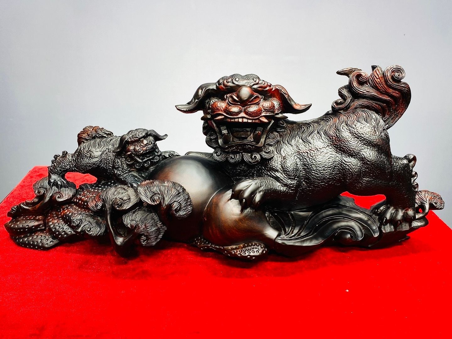 Nghê Mẫu Tử Bình Hồ Lô Gỗ Trắc