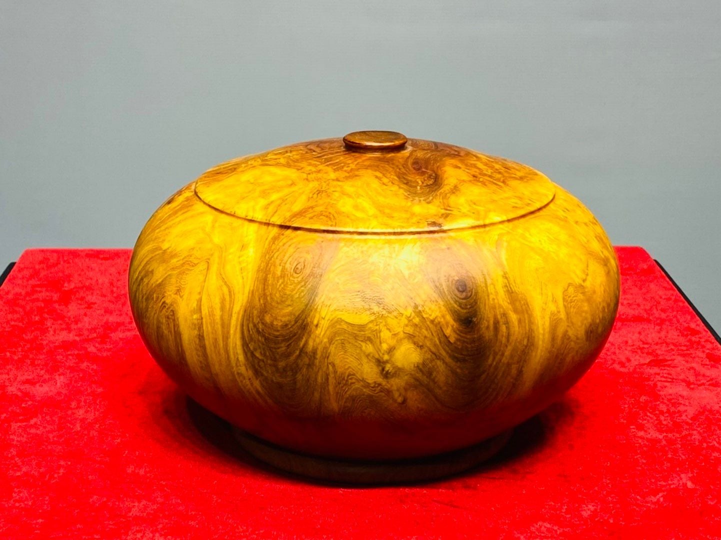 Chum Phú Quý Gỗ Nu Hương