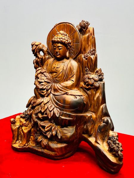 Nhất Tâm Bái Phật Gỗ Sưa