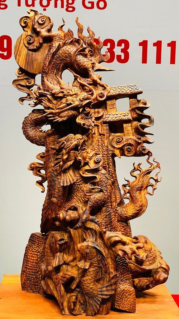 Cá Chép Hoá Rồng Gỗ Sưa