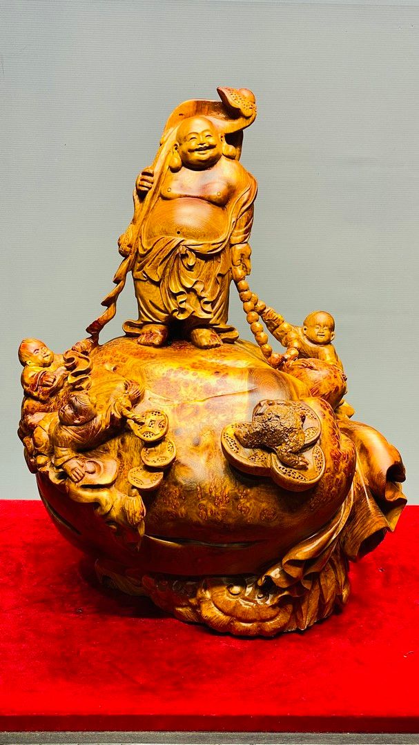 Di Lạc Vác Gậy Như Ý Tam Tiểu Đứng Bao Tiền Gỗ Nu Hương