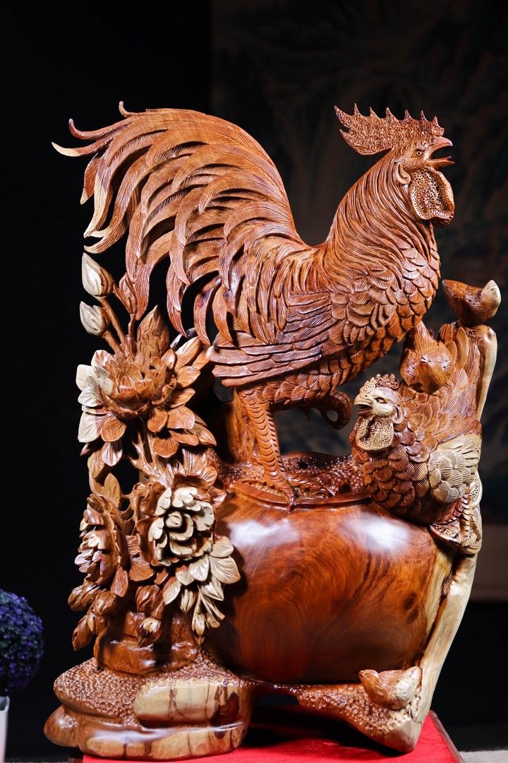 Gia Đình Gà Gỗ Hương