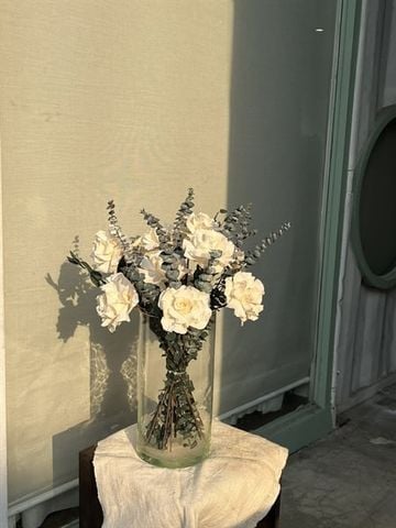 Bó hoa hồng trắng kem M11152M
