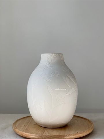 Bình gốm trắng