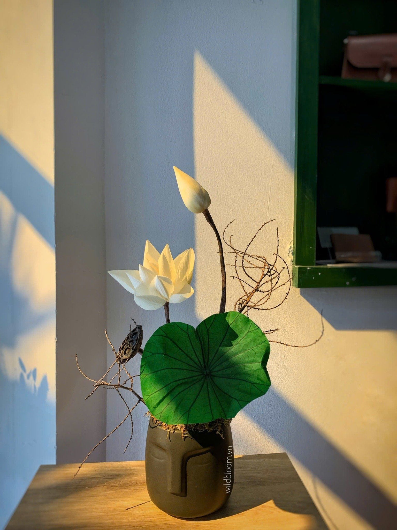 Chậu sen preserved trắng M180021S