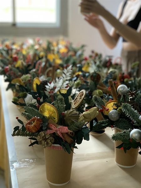 Set bình hoa trang trí xmas