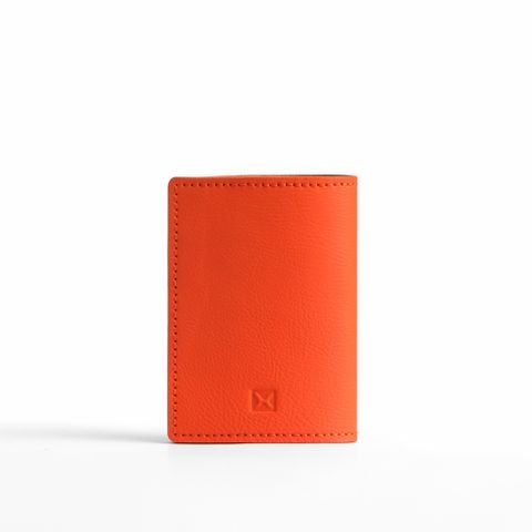  Passport P05 C194 