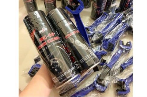 BỘ RỬA VÀ DƯỠNG SÊN THUNDER + BÀN CHẢI