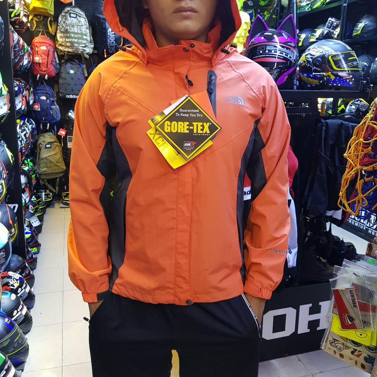 ÁO KHOÁC GIÓ THE NORTH FACE CHỐNG NƯỚC100%( 2 LỚP)