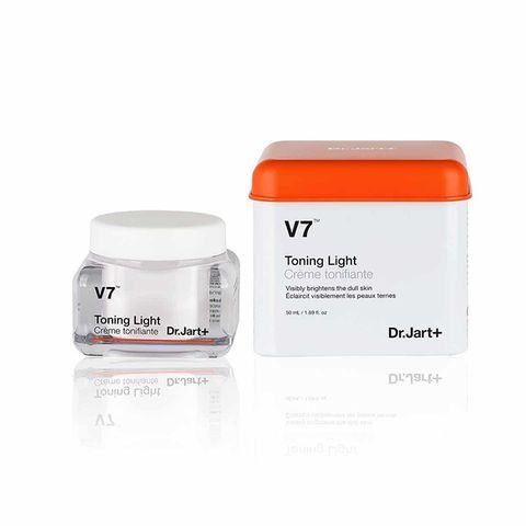 Kem-Duong-Trang-Da-V7-Toning-Light