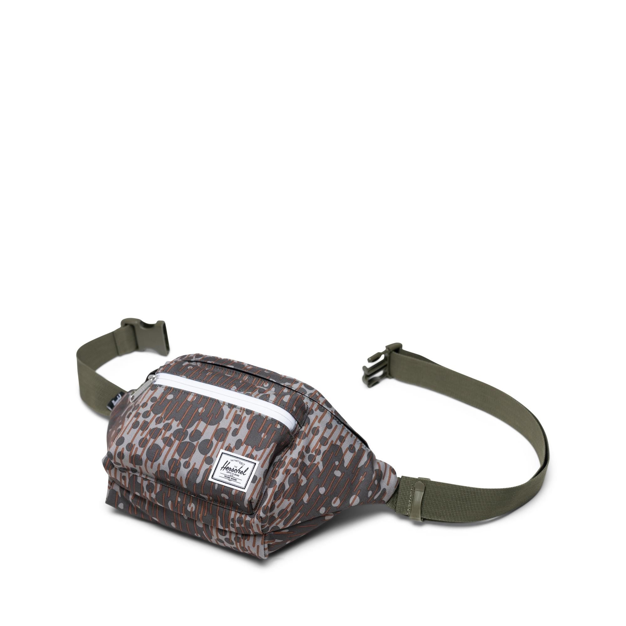  Herschel Seventeen Hip Pack - Green Pea Camo 