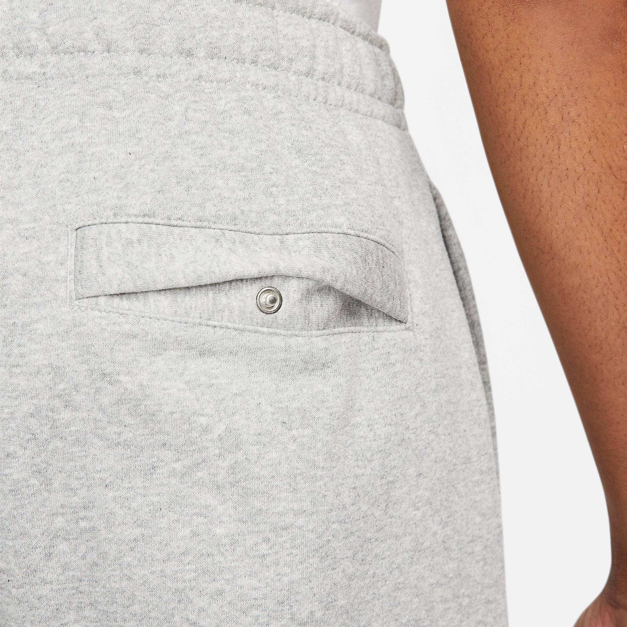  Nike Sportswear Logo Fleece Pants - Grey 