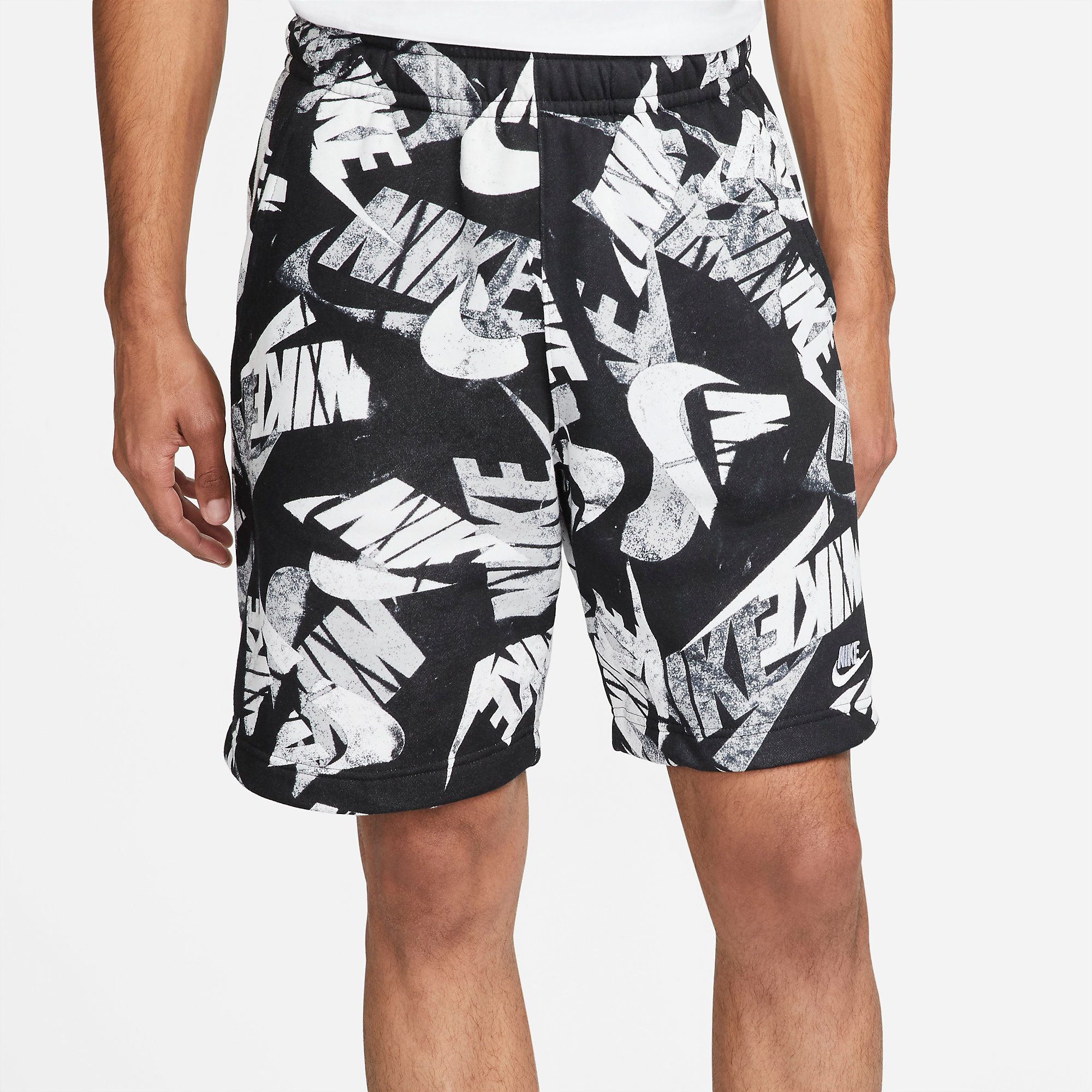  Nike Sportswear Essentials+ All-Over Print Shorts - Black 